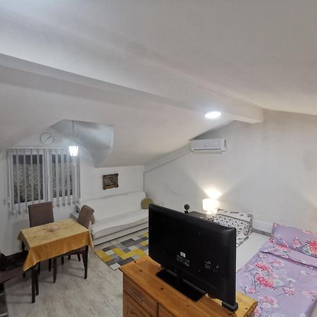 White Apartment Sarajevo - Free Parking Saraievo Exterior foto