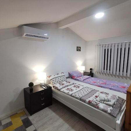 White Apartment Sarajevo - Free Parking Saraievo Exterior foto